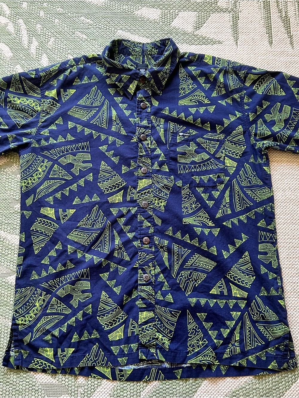 TANOA Men's Navy Button-Down Short Sleeve Shirt with Lime Tribal Print XL